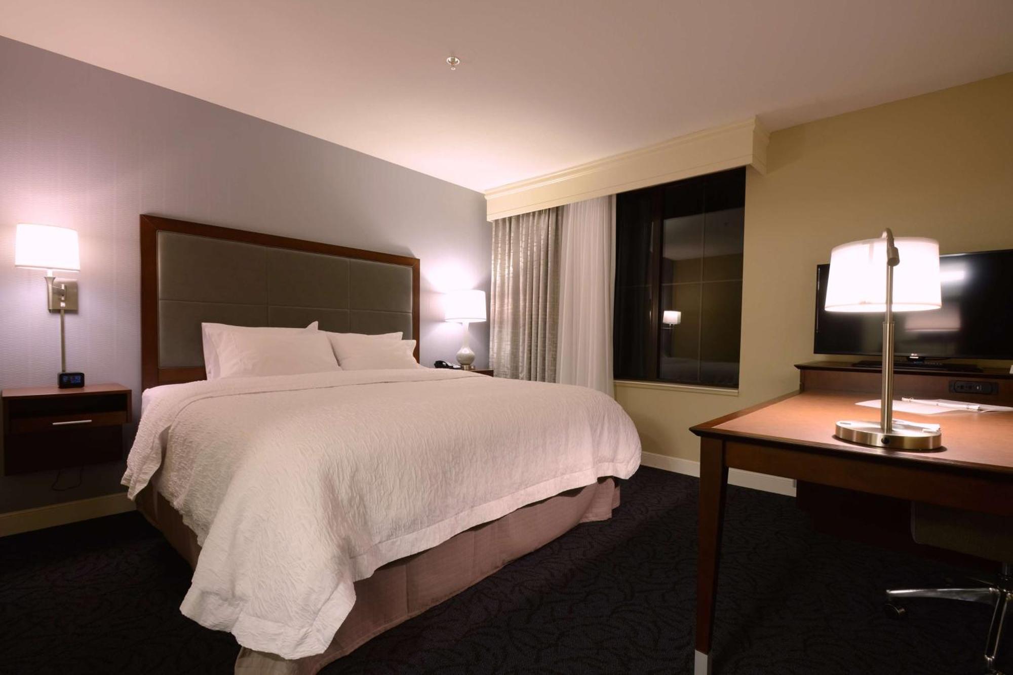 Hampton Inn & Suites Cazenovia, Ny Exteriör bild