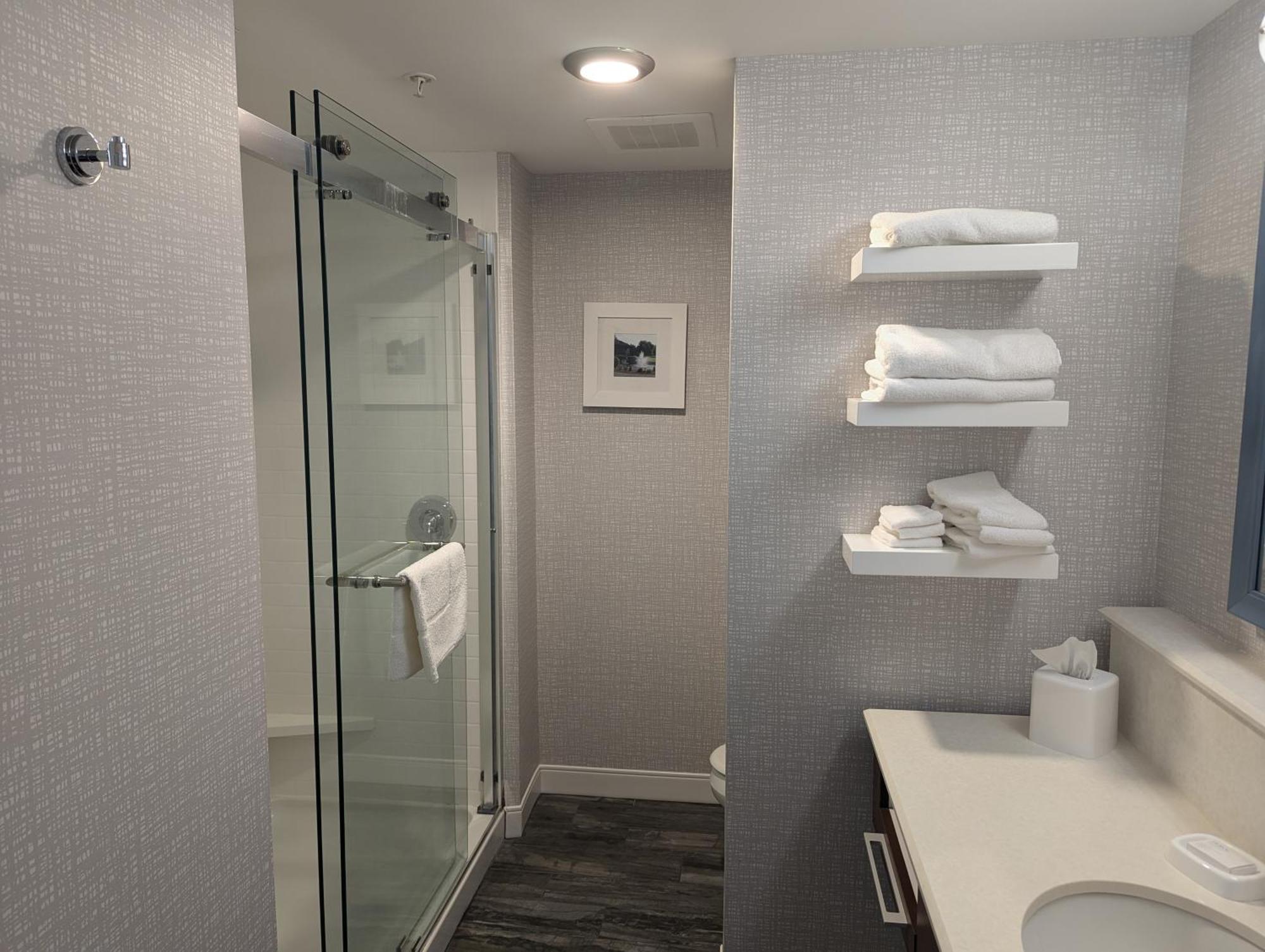 Hampton Inn & Suites Cazenovia, Ny Exteriör bild