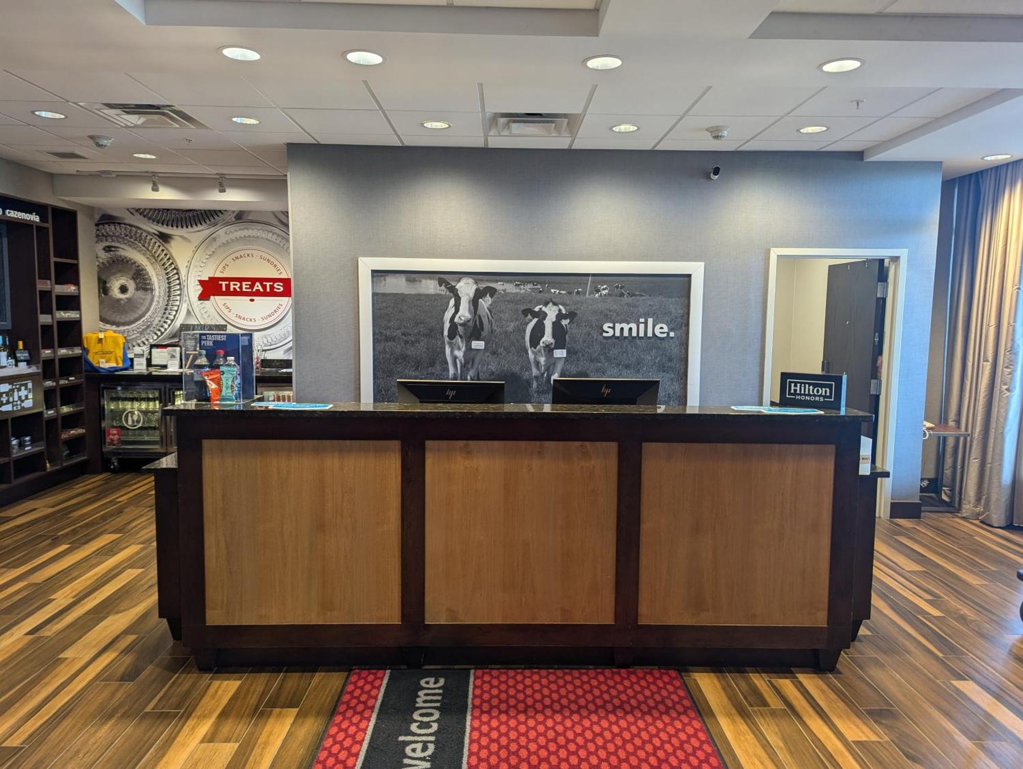 Hampton Inn & Suites Cazenovia, Ny Exteriör bild